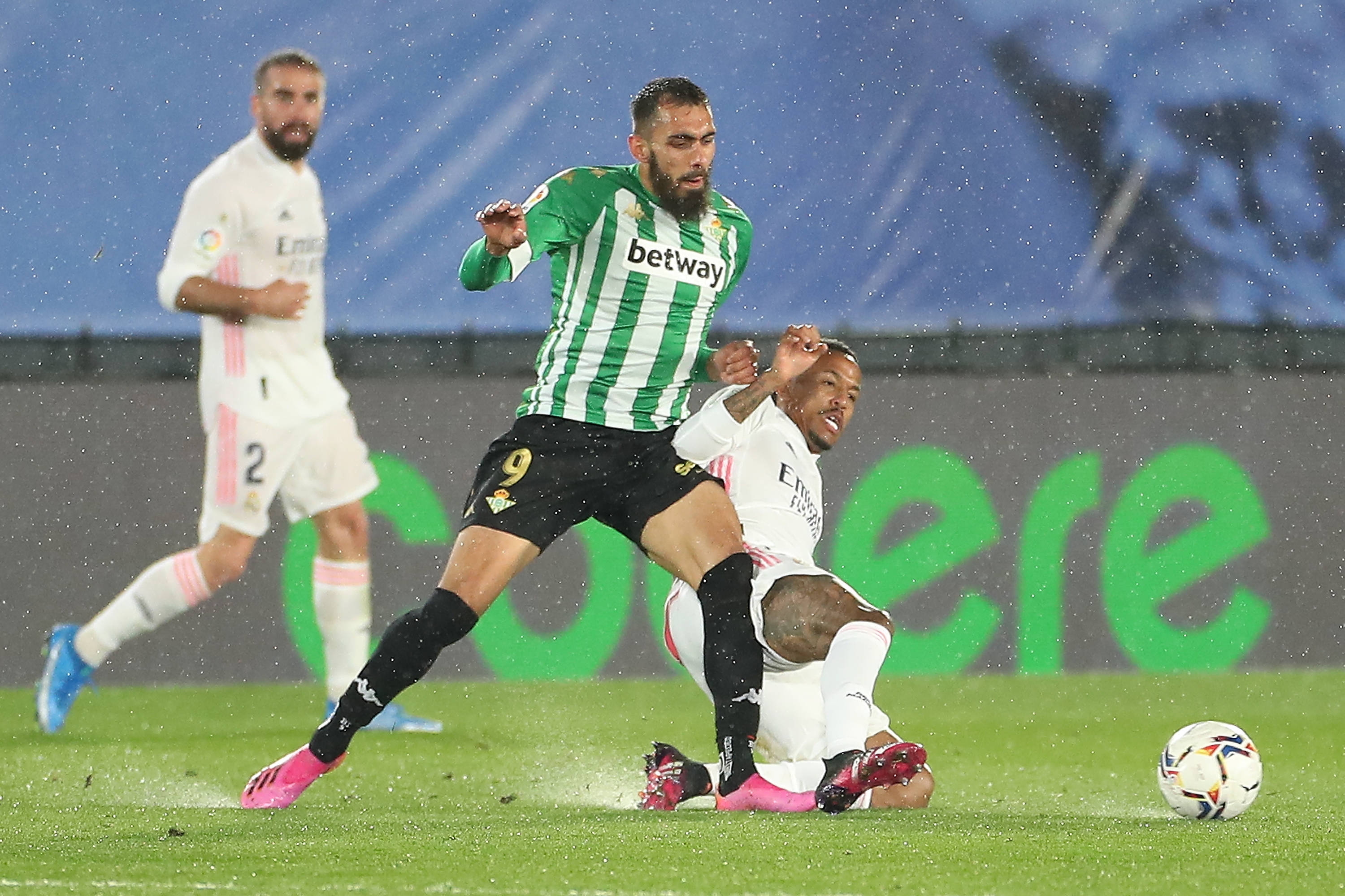 比利亚雷亚尔集结日止住颓势，志在NBA总决赛名次提升，悬念犹存，心理建设被强调的简单介绍